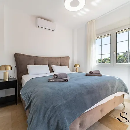 Peaceful Lux, 3 Bed Townhouse 10 Min To The Vakantiehuis *